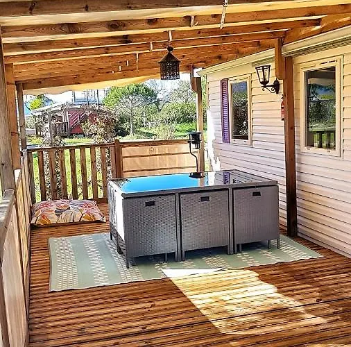 Campingplads Mobil 6 Personnes 4* Les Pins Maritimes