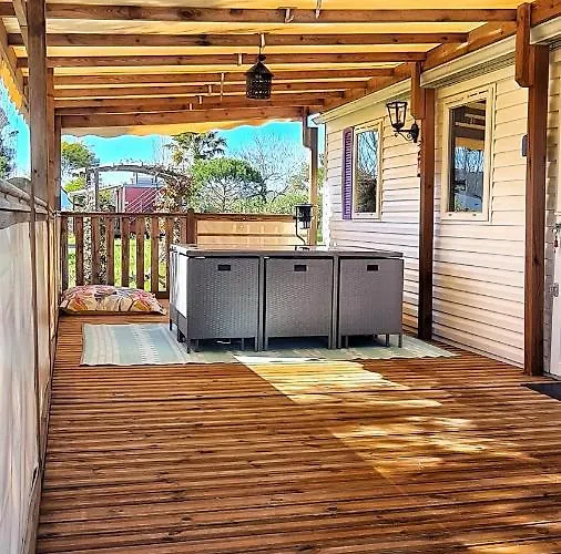 Mobil 6 Personnes 4* Les Pins Maritimes Campeggio